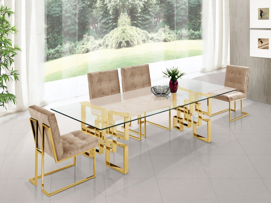 Parnyri Dining Table